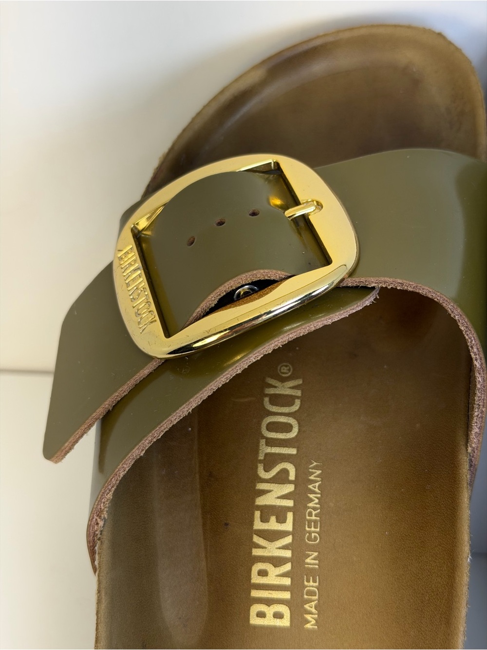 Birkenstock women’s Madrid Big Buckle Sandle patent leather Green - Picture 5 of 7
